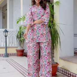 Lookmark Women Floral Printed Regular Kurta with Palazzos-picture-19