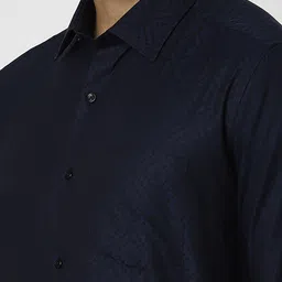 Van Heusen Men Spread Collar Micro Disty Printed Cotton Slim Fit Formal Shirt image 2