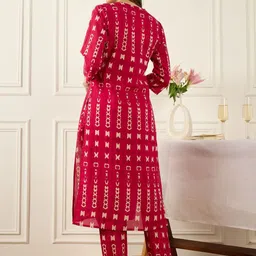 Indo Era Women Printed Regular Pure Cotton Kurta with Trousers image 3