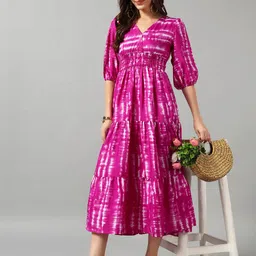 Raiyani Fashion Tie and Dye Dyed V-Neck Gathered Or Pleated Casual Fit & Flare Midi Dress-image-51