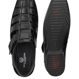 SCARPIA Men Black Shoe-Style Sandals image 2