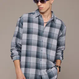 The Roadster Lifestyle Co. Men Relaxed Checked Pure Cotton Casual Shirt-image-69