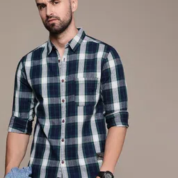 Roadster Men Relaxed Checked Oversized Casual Pure Cotton Shirt-image-4
