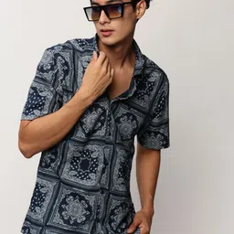 SHOWOFFFF Men Standard Slim Fit Printed Casual Shirt-picture-29