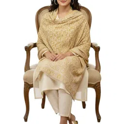 Vrinde Women Floral Woven Design Shawl image 3