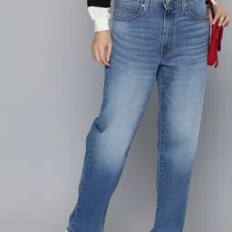 Levis Women 94 Baggy Fit Light Fade Jeans-picture-39