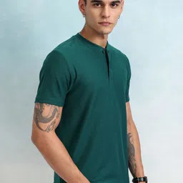HIGHLANDER Men Self Design Henley Relaxed Fit Tshirt image 4