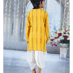 Little Bansi Full Sleeves Ikat Motif Printed Kurta With Coordinating  Dhoti Set - Yellow image 3