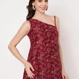 studio rasa Floral Printed One Shoulder Kurti image 5