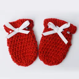 Love Crochet Art Floral Applique Detailed Pearl Embellished Booties With Mittens Set - White & Red image 3