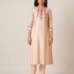 Jaypore Peach Hand Embroidery Straight Fit Kurta-picture-18