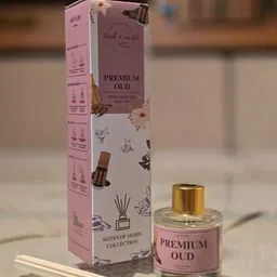 Lush and Melts Pink Oud Aroma Oil Reed Diffuser - 50 ml image 2