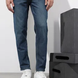 The Roadster Life Co. Men Carrot Fit Light Fade Stretchable Jeans-picture-57