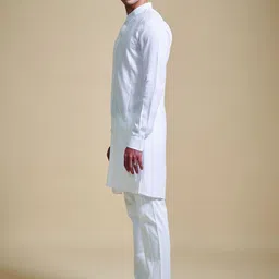 RR Blue Men Geometric Thread Work Kurta image 2