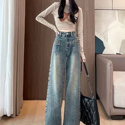 StyleCast x Revolte Women Cotton Light Fade Stretchable Jeans-picture-15