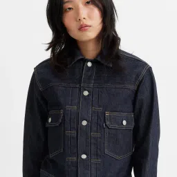 levi's Women's Solid Spread Collar Denim Jacket image 1