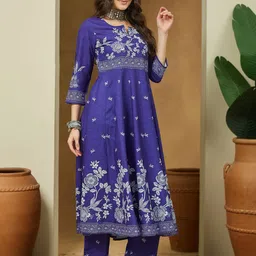 Janasya Women's Purple Cotton Blend Floral Printed Anarkali Kurta Set image 5