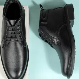 Mochi Men Solid Round Toe Lace-Ups Casual Block-Heeled Regular Boots-picture-17