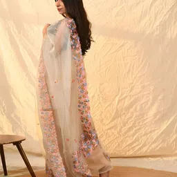 Anouk Floral Organza Saree image 3