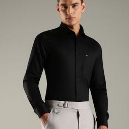 Tommy Hilfiger Men Slim Fit Solid Spread Collar Pure Cotton Formal Shirt-picture-13