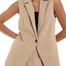 BCBG Notched Lapel Collar Comfort Fit Sleeveless Single-Breasted Blazer image 2