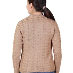 Varenyam Women Cable Knit Longline Cardigan image 4
