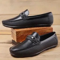 Mast & Harbour Men Velvet Mojaris-picture-10