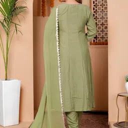 VredeVogel Women Ethnic Motifs Embroidered Panelled Thread Work Kurta with Trousers & With Dupatta image 5