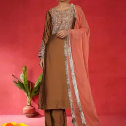 Varanga Women Ethnic Motifs Embroidered Notched Neck Regular Kurta & Trousers With Dupatta-image-22