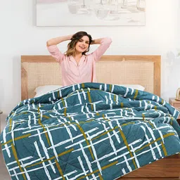 Supreme Home Collective Green AC Room 300 GSM Double Bed Comforter-picture-23