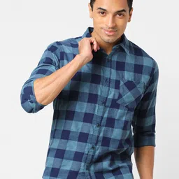 Campus Sutra Navy Blue Classic Checked Cotton Casual Shirt-image-34