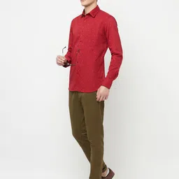 Crimsoune Club Men Maroon Slim Fit Floral Printed Pure Cotton Casual Shirt-image-42