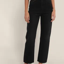 NA-KD Women Black Pure Cotton Straight Fit High-Rise Jeans-image-3