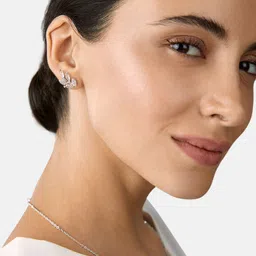 MINUTIAE Silver-Toned Leaf Shaped Studs Earrings-picture-10