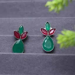 Ozanoo Silver Plated Floral Stud Earrings-picture-28