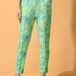 DressBerry Women Green Abstract Printed Comfort Slim Fit Wrinkle Free Cigarette Trouser-picture-17