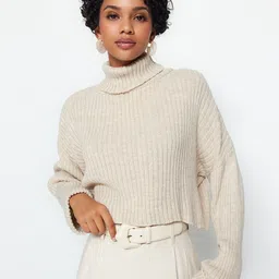 Trendyol Turtle Neck Ribbed Acrylic Crop Pullover-picture-20