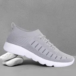 SPRENGE Men Textured Lightweight Sneakers-picture-37