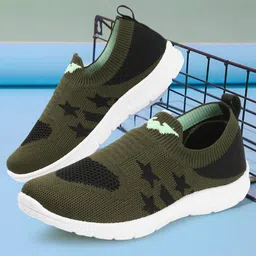 SPRENGE Boys Textured Lightweight Slip-On Sneakers-picture-29