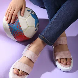 GLAM STORY Women Printed Open Toe Flats image 1