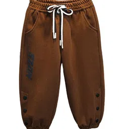 StyleCast x Revolte Boys Brown Printed High-Rise Easy Wash Cotton Joggers Trousers-picture-16