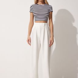 Happiness istanbul Women Regular Fit High-Rise Pleated Cotton Parallel Trousers-picture-1