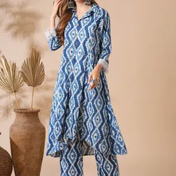 FASHOR Geometric Printed Panelled Pure Cotton Anarkali Kurta With Trousers-picture-32
