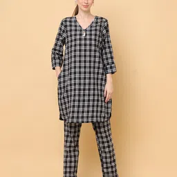 aayusika V-Neck Checked Regular Pure Cotton Pathani Kurta with Trousers-picture-18