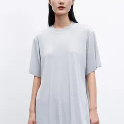 Urban Revivo Slit Hem Textured Grey T-shirt-picture-19