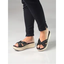 Monrow Nellie Black Platform Sandals-picture-38