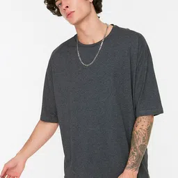 Trendyol Men Charcoal Cotton Drop-Shoulder Sleeves T-shirt-image-42