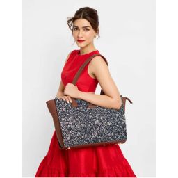 Zouk Women Black Color Printed Jute Structured Tote Bag-picture-48