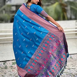 ELITE WEAVES Gauri-Rama Ethnic Motifs Woven Design Zari Paithani Saree image 2