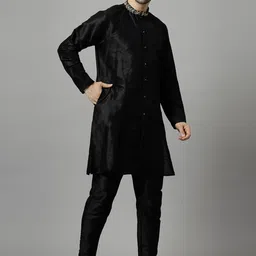 Utsav Fashion Men Floral Embroidered Regular Sequinned Kurta with Trousers image 4